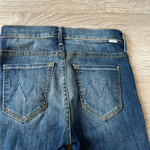 LIKE NEW! Mother Insider Crop Step Fray - Not Rough Enough - Picture 10 of 16